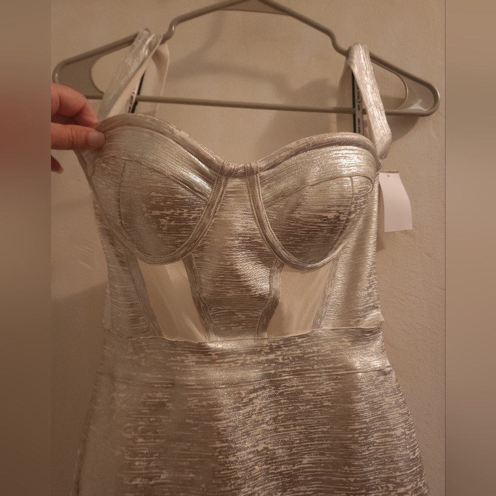 Silver bandage dress - Picture 3 of 5